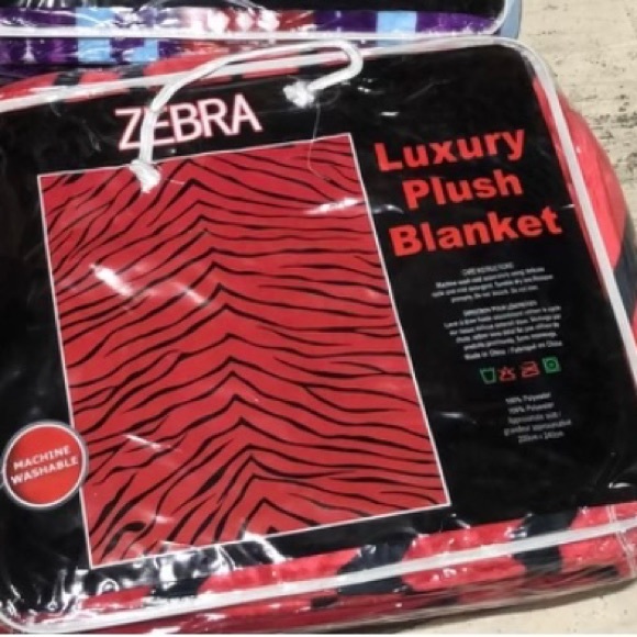 Blankets - Picture 11 of 12